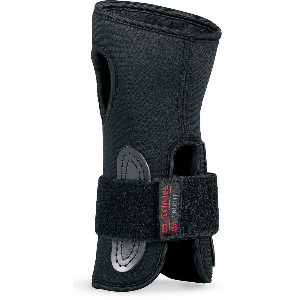 Dakine nova glove with best sale wrist guard